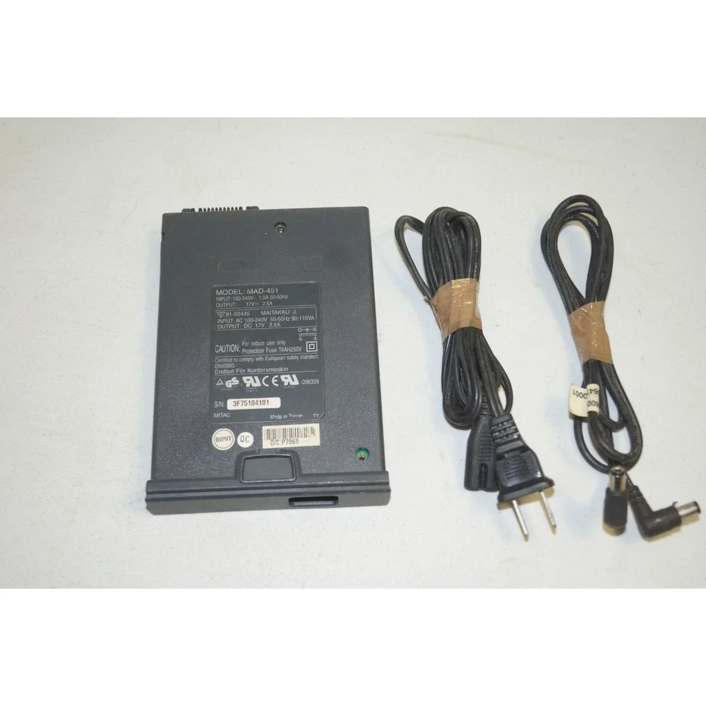 Mitac AC Adapter- Laptop MAD-451, 17V 2.5A - Picture 5 of 7